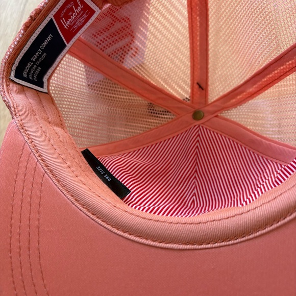 Herschel Supply Company Kids Coral Mesh Cap - Picture 6 of 6